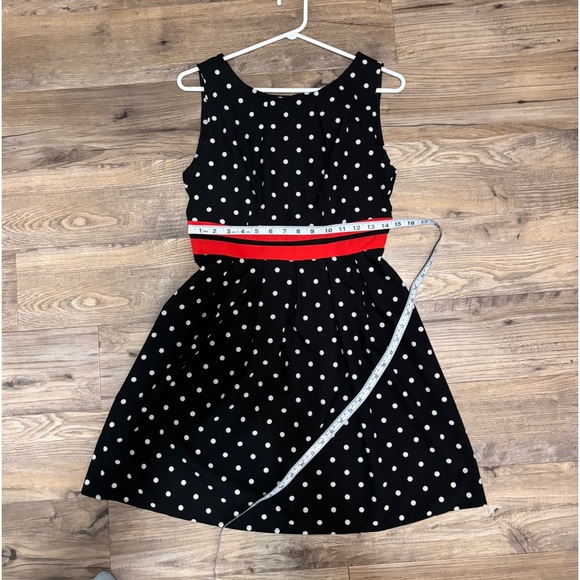 Paper Plane Dress - SMALL - Picture 5 of 6